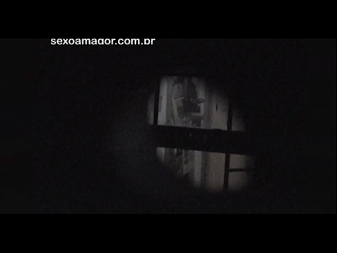 ❤️ Плавушу тајно снима воајер из комшилука скривен иза шупљих цигли ❤ Прелеп порно код нас ❌❤