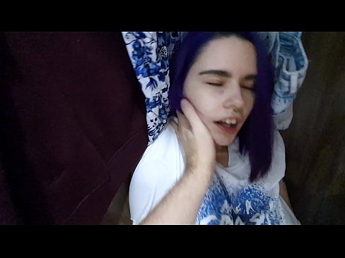 ❤️ Нашао сам своју сестру у орману и помогао јој да сврши ❤ Прелеп порно код нас ❌❤
